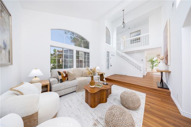2112 Mammoth, Corona, CA 92879