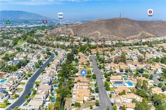 2112 Mammoth, Corona, CA 92879
