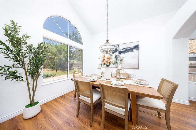 2112 Mammoth, Corona, CA 92879
