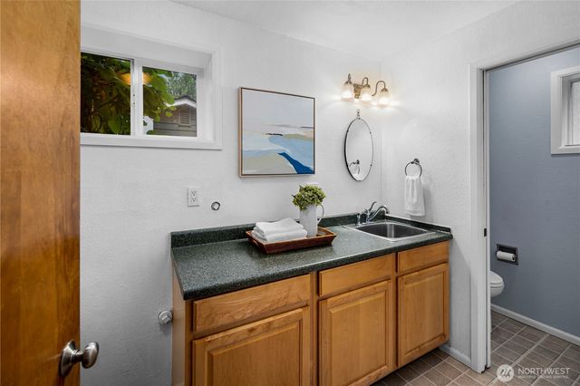7421 181st Place SW, Edmonds, WA 98026