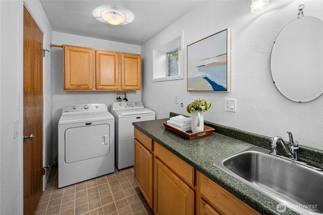 7421 181st Place SW, Edmonds, WA 98026