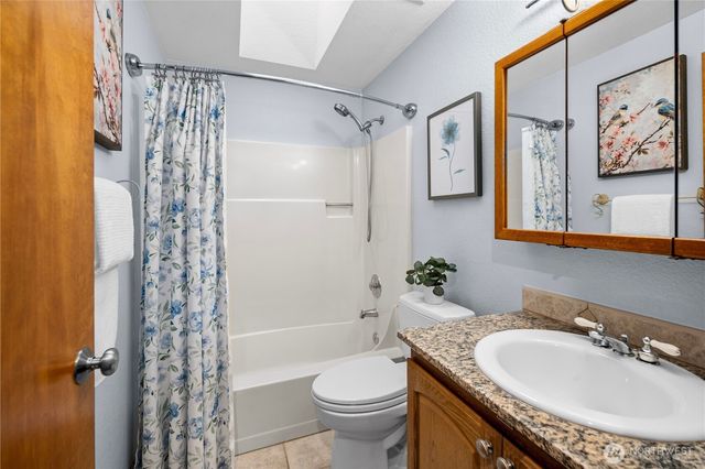 7421 181st Place SW, Edmonds, WA 98026