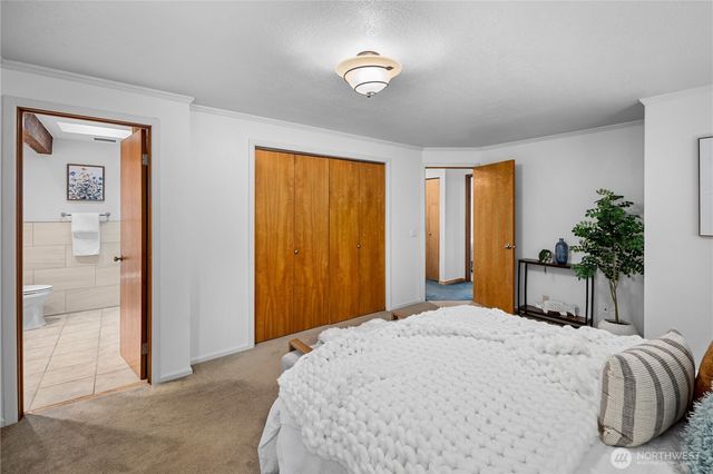 7421 181st Place SW, Edmonds, WA 98026