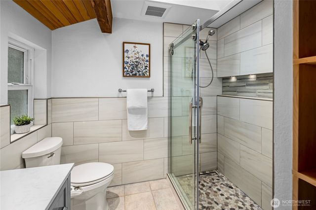 7421 181st Place SW, Edmonds, WA 98026