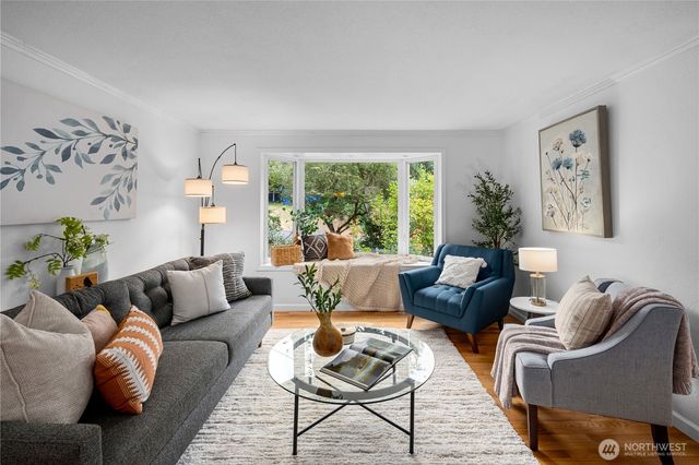 7421 181st Place SW, Edmonds, WA 98026