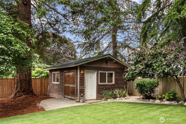 7421 181st Place SW, Edmonds, WA 98026