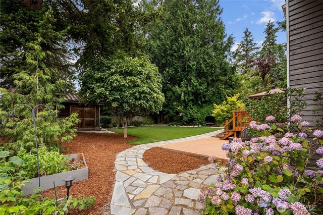 7421 181st Place SW, Edmonds, WA 98026