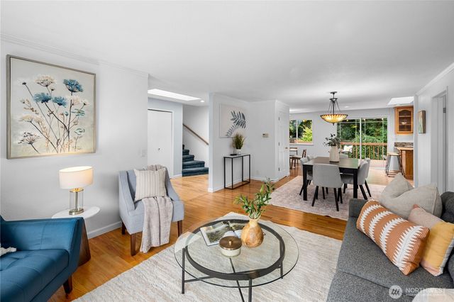 7421 181st Place SW, Edmonds, WA 98026