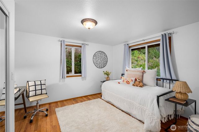 7421 181st Place SW, Edmonds, WA 98026