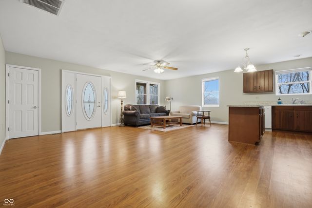 6831 W County Road 240 NW, Greensburg, IN 47240