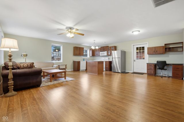 6831 W County Road 240 NW, Greensburg, IN 47240