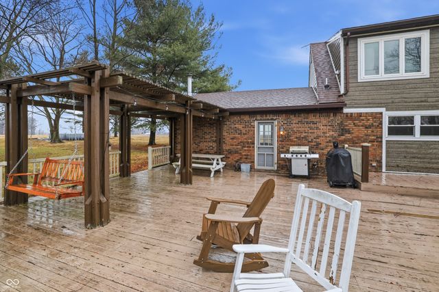 6831 W County Road 240 NW, Greensburg, IN 47240