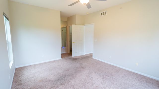 990 Mistflower Lane, Florence, KY 41042