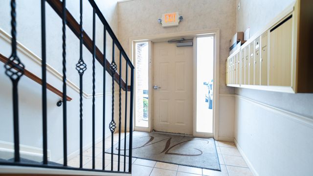 990 Mistflower Lane, Florence, KY 41042