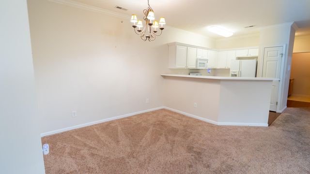 990 Mistflower Lane, Florence, KY 41042