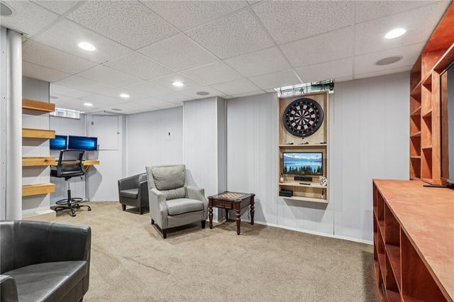 473 Mccully St, White Oak, PA 15131