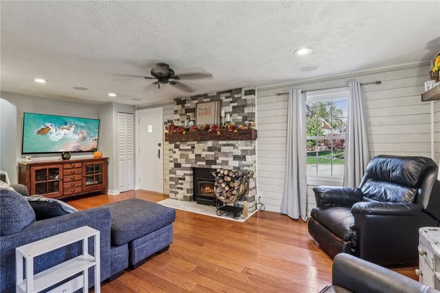 473 Mccully St, White Oak, PA 15131