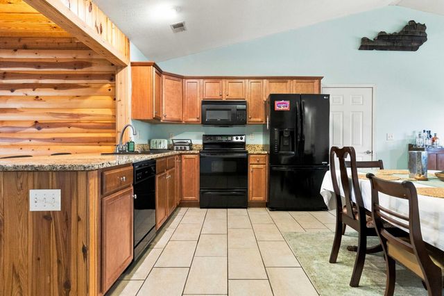 158 Ridgewood Circle, Somerset, KY 42503