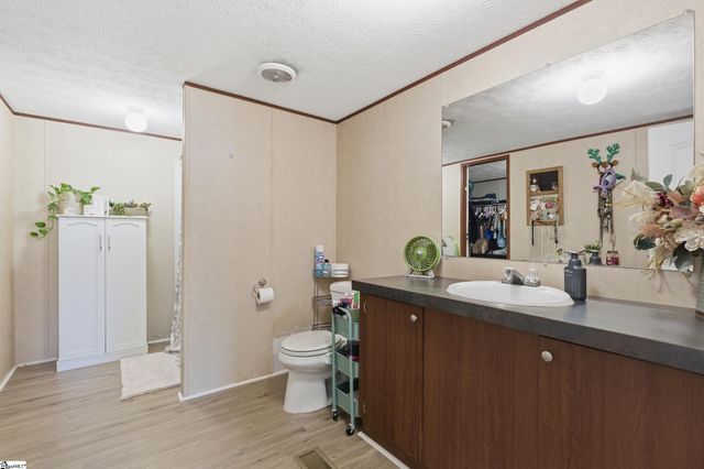 120 Acorn Trail, Fountain Inn, SC 29644