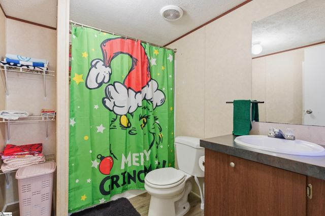 120 Acorn Trail, Fountain Inn, SC 29644