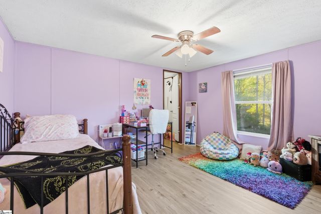 120 Acorn Trail, Fountain Inn, SC 29644