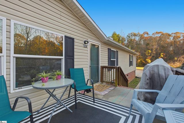 120 Acorn Trail, Fountain Inn, SC 29644