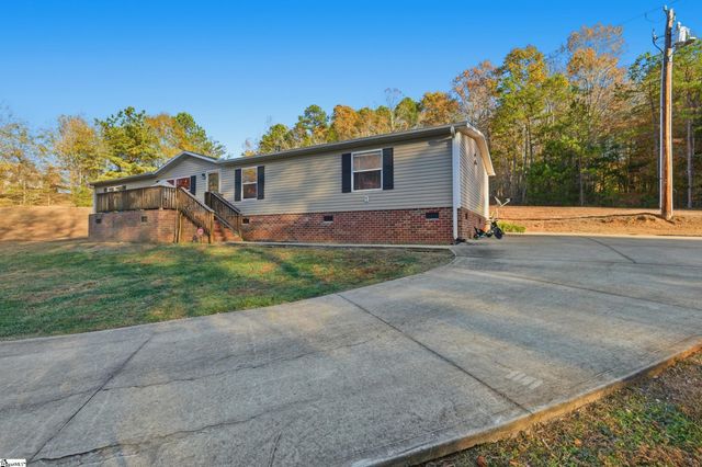 120 Acorn Trail, Fountain Inn, SC 29644