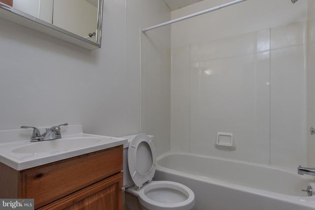 155 N HANOVER ST, Carlisle, PA 17013