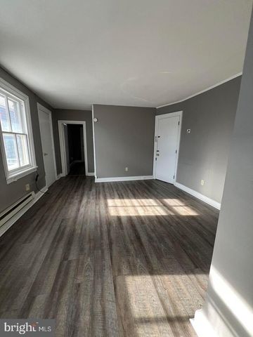 155 N HANOVER ST, Carlisle, PA 17013