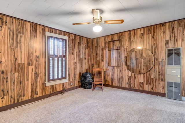 630 S Vine Street, Mt Vernon, MO 65712