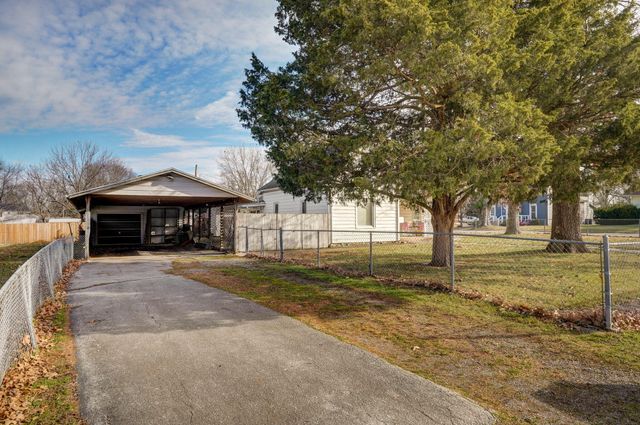 630 S Vine Street, Mt Vernon, MO 65712