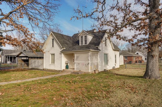 630 S Vine Street, Mt Vernon, MO 65712