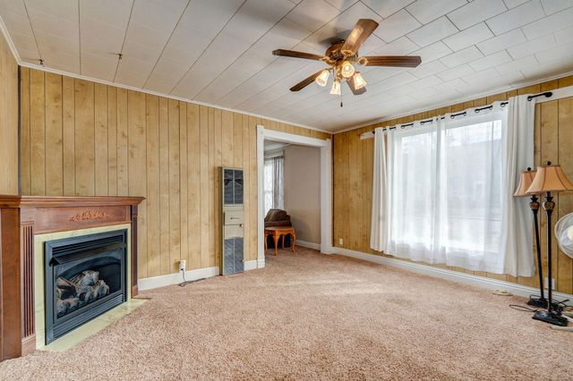 630 S Vine Street, Mt Vernon, MO 65712