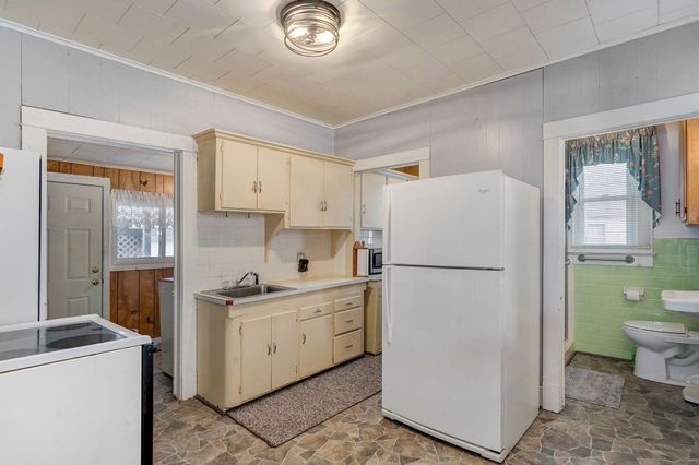 630 S Vine Street, Mt Vernon, MO 65712