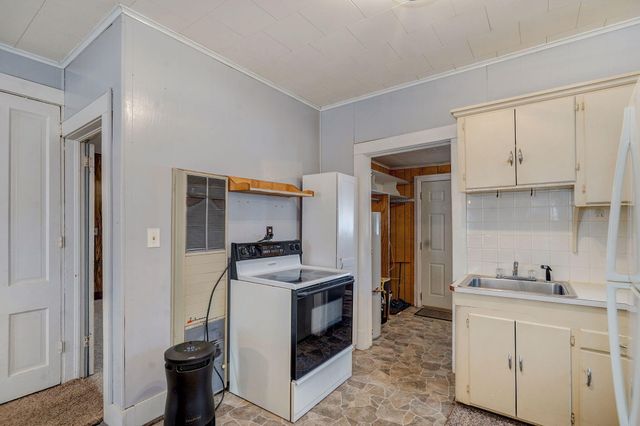 630 S Vine Street, Mt Vernon, MO 65712