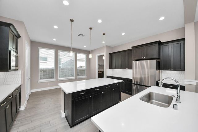 7219 Bayberry Crescent Lane, Katy, TX 77493
