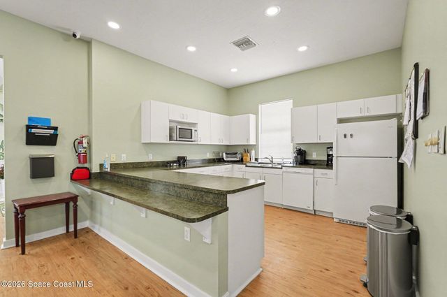 4220 Alamanda Key Drive, Melbourne, FL 32901