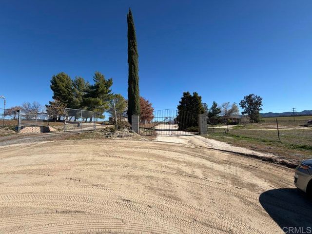 49945 Saginaw Court, Aguanga, CA 92536