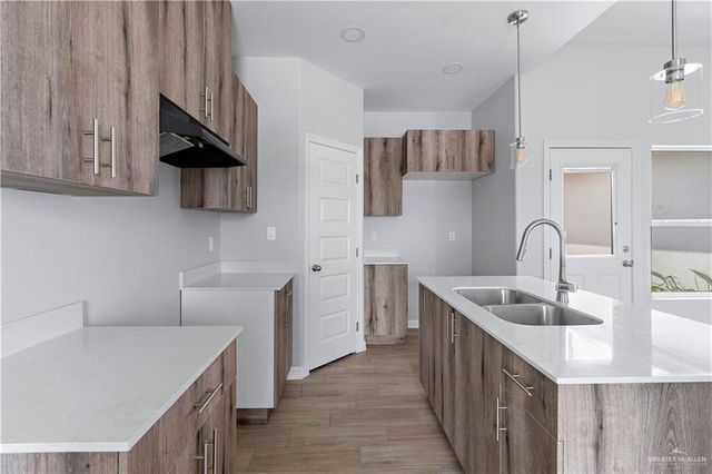 500 Bridget Street, Weslaco, TX 78596