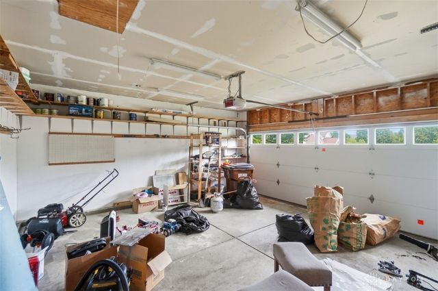9575 Deer Track Road, West Chester, OH 45069