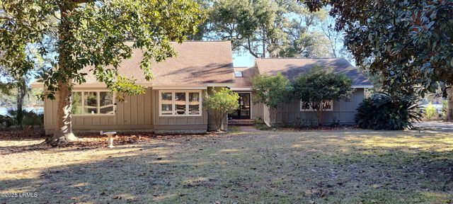 197 Pleasant Point Drive, Beaufort, SC 29907