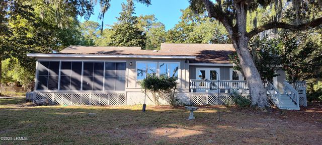 197 Pleasant Point Drive, Beaufort, SC 29907