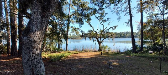 197 Pleasant Point Drive, Beaufort, SC 29907