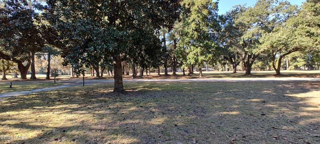 197 Pleasant Point Drive, Beaufort, SC 29907