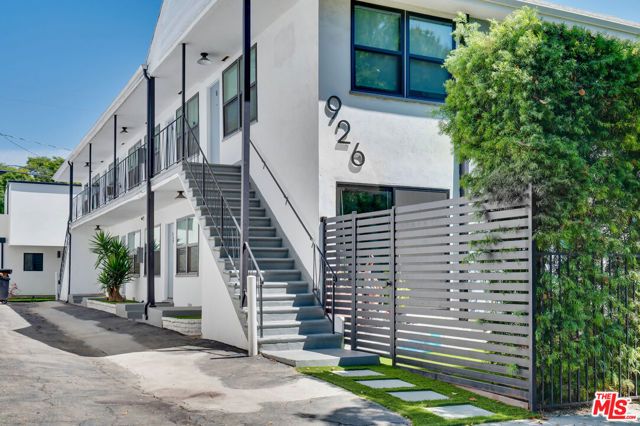 926 N Spaulding Avenue 9, West Hollywood, CA 90046