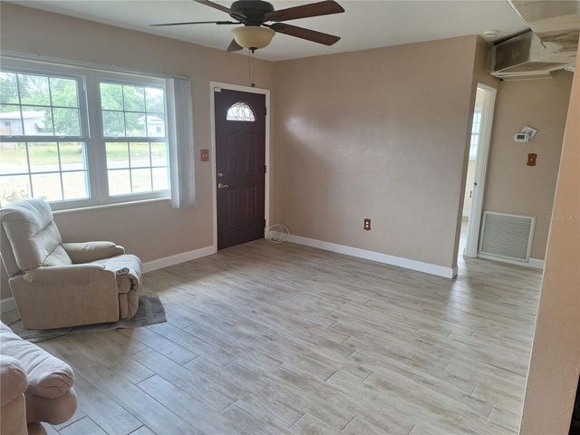 8916 NARCISSUS AVENUE, Seminole, FL 33777