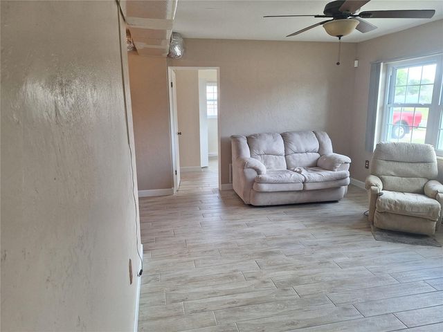 8916 NARCISSUS AVENUE, Seminole, FL 33777