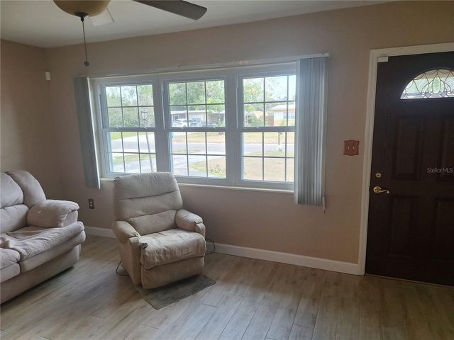 8916 NARCISSUS AVENUE, Seminole, FL 33777