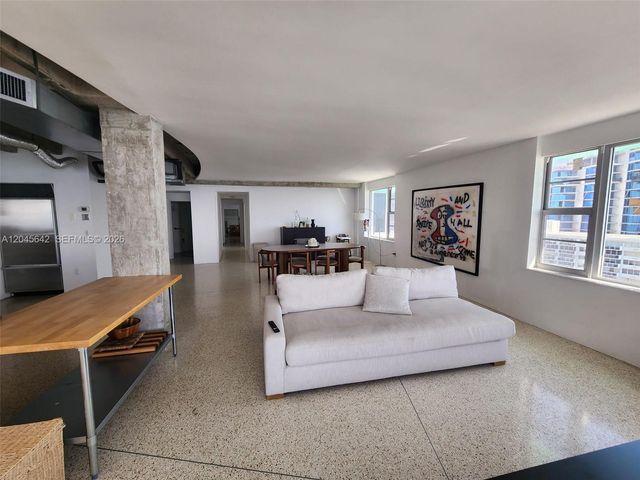 5255 Collins Avenue 12E, Miami Beach, FL 33140