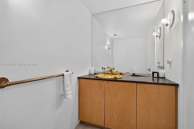 5255 Collins Avenue 12E, Miami Beach, FL 33140